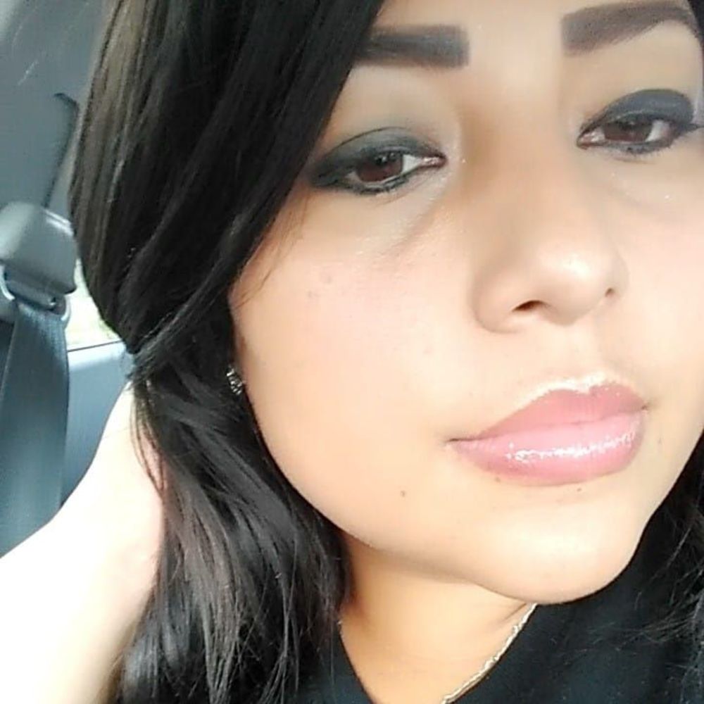 Meet your Posher, Yayas